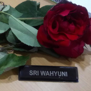 sri wahyuni profile icon