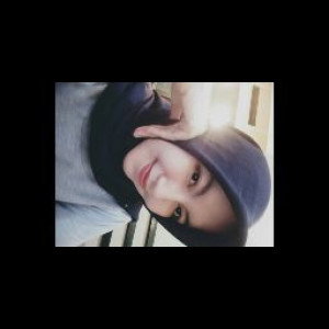 Anisa Ferina profile icon