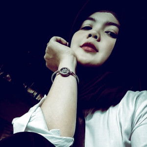 Ratna Wati profile icon