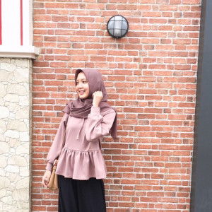 Adlina Fazrin profile icon