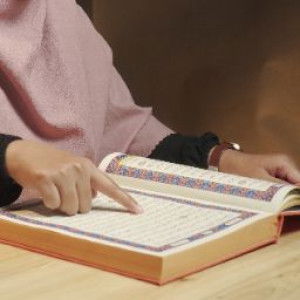 Helviani Safitri profile icon