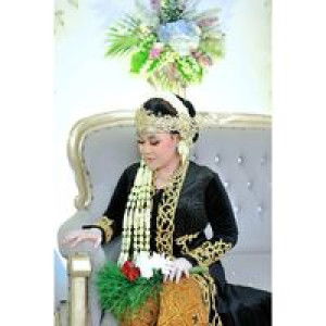 Pratiwi profile icon