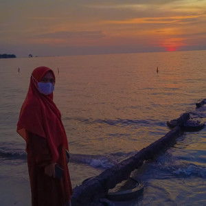 Ema Husainiyah profile icon