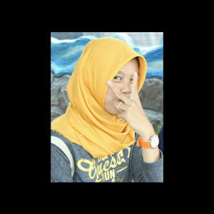 Reni Fatmala profile icon