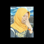 Reni Fatmala profile icon