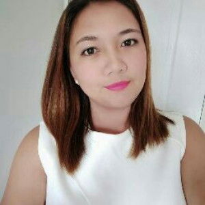 April Joy Isongga profile icon