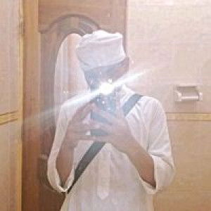 Azizah Zakuza profile icon