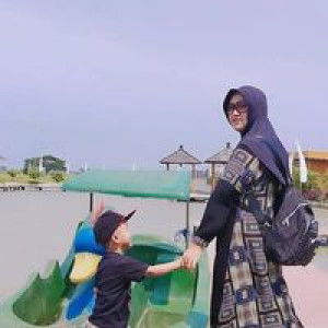 Mubasiroh Bunda Maher profile icon