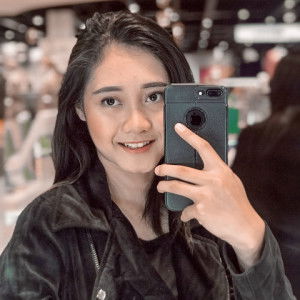 Errisza Ayu profile icon