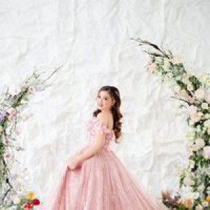 Bella Estiningtyas profile icon