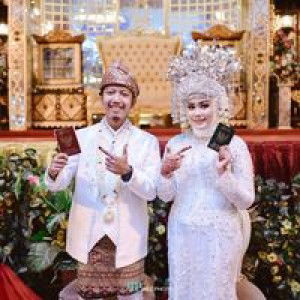 Amrina Rosyada profile icon