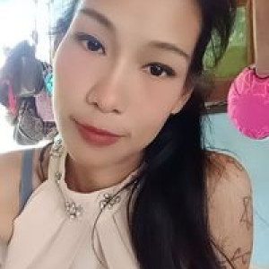 ลำเพลิน ถาป่าผึ้ง profile icon