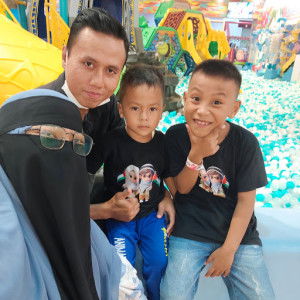 Lilih Holilah profile icon