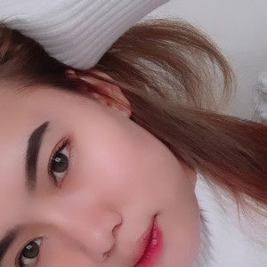 Shella Safitri profile icon