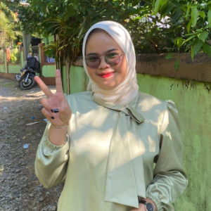 Nadya Lyn profile icon