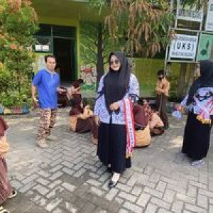 Maulida Mwlda profile icon