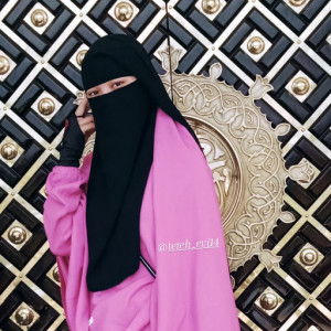 teteh evi official profile icon