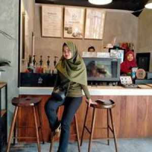 Dewi Sekarwati profile icon