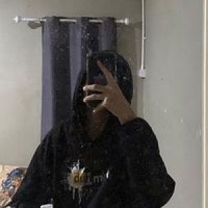 Yanisa Songrak profile icon