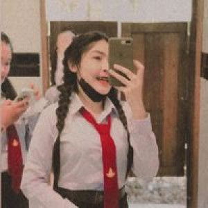 suttinee thongim profile icon