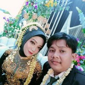 Widia Indri Ani profile icon