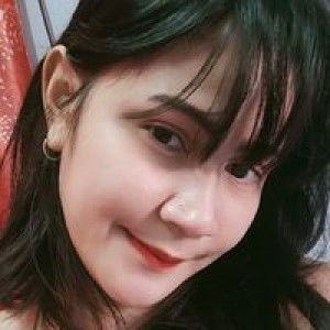 Romina Reyes profile icon