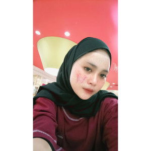 Insi Suryani profile icon