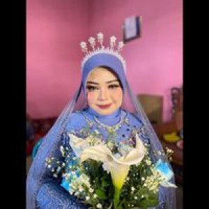 Nadia Ama profile icon