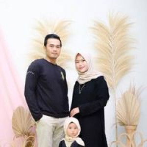 Eva najla profile icon