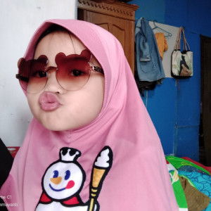 Putri Almayra profile icon