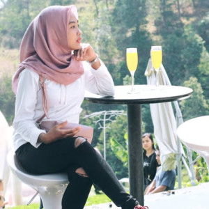 Solo_ Lutfiana profile icon