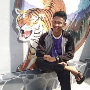 Fakhri khusaini official profile icon