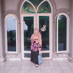 wina retno wigati profile icon