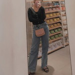 esti riyanti profile icon