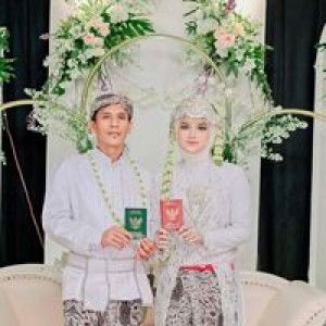 mutia iklimah nihayatu zenn profile icon