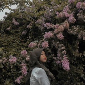 Dana Pratiwi profile icon