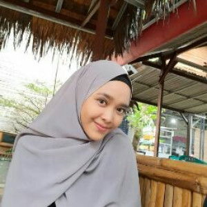 Rizka Aisyah profile icon