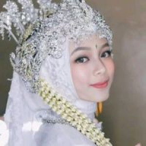 Relli Nur'aeni profile icon