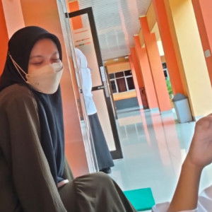 Putri Ragil fivefany profile icon