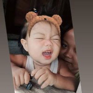 Dewi Komariyah profile icon