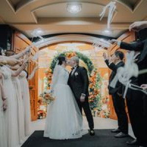 Louine Villamil-Isman profile icon