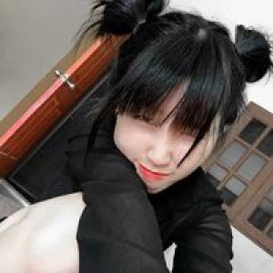 ออม' มฯ. profile icon