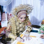 Erna Wati profile icon