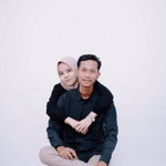 Nur Wahyuni profile icon