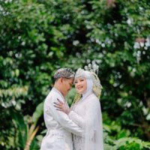 Reva Cahya Fitriani profile icon