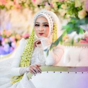 Faraa Nia profile icon