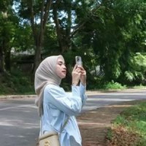 Zayna Azuratsya Bilqis profile icon