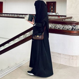 Anis Suraya Zin profile icon