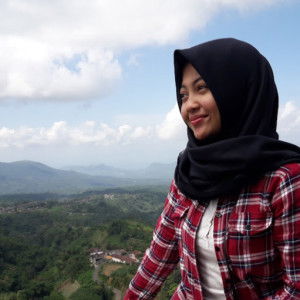 Dina Asri profile icon