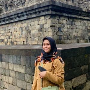 Yulia Zakaria Arifin profile icon